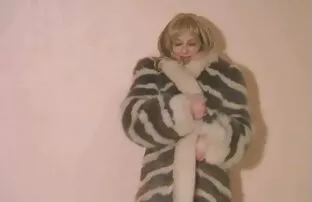 బొచ్చు ఫెటిష్ 2