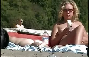 న్యూడ్ బీచ్ - బీచ్