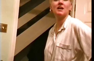 మిల్ఫ్ పోజింగ్ ఆమె టిట్స్ ఫ్లాషింగ్ మిల్ఫ్ కలిగి ఉంది మరియు తల్లులు xx వీడియో హిందీ మూవీ