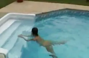 న్యూడిస్ట్ రిసార్ట్ వాణిజ్య