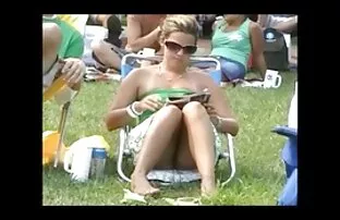 అప్‌స్కర్ట్ సిట్టింగ్ 2