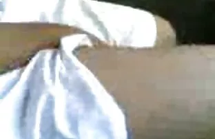 డా కార్ పార్ట్ 2 లో శ్రీలంక పాఠశాల అమ్మాయి