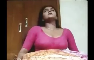 సెక్సీ హాట్ టిట్స్