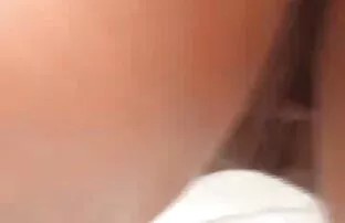 ప్యాంటీ అప్‌స్కర్ట్ లేదు