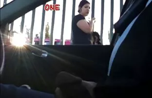 మూడు మెరుస్తున్న కారు 01