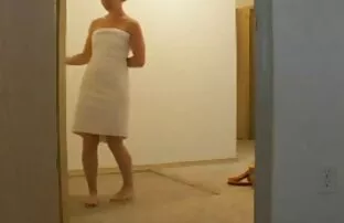 బాయ్ సెడక్టివ్ లేడీ