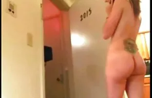 అమెచ్యూర్ నేకెడ్ పిజ్జా డేర్